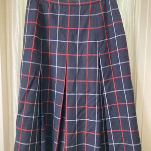 Vintage Burberrys classic pleated wool skirt
